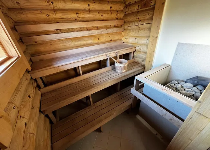 Jaeneda Safari Puhkemaja بيت للعطل Korvekula (Tapa)